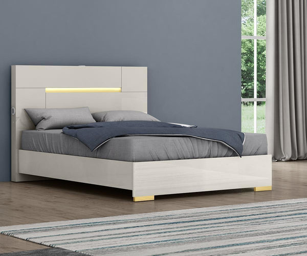 Triton Singing Bedroom Set